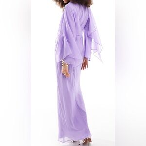 Chic Lavender Dress with Flowing Sleeves